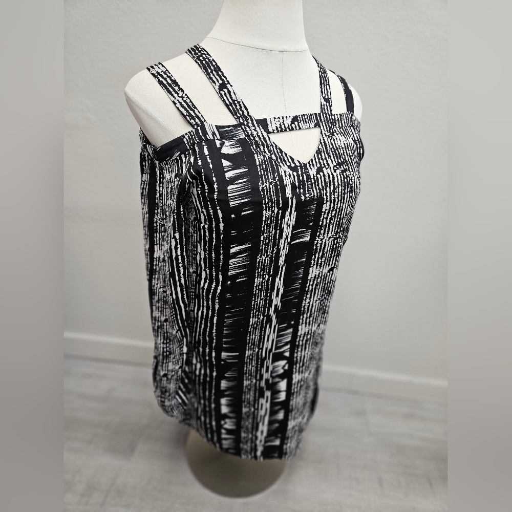 TART Women's DRESS Large